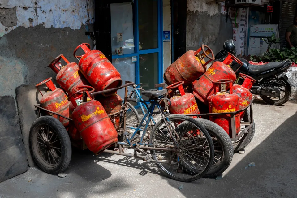 Bình gas dân dụng kèm bộ van điều áp